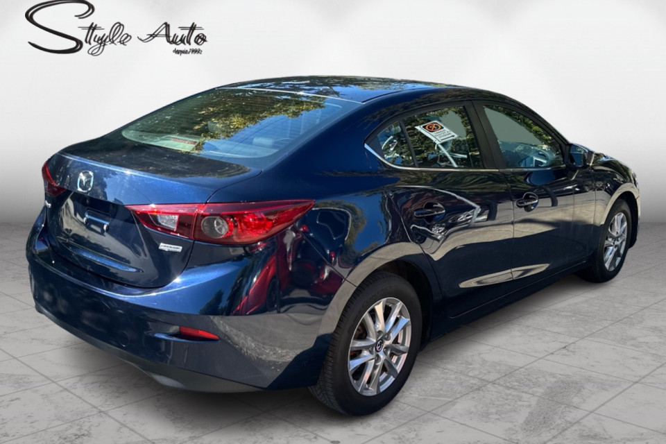 2018 Mazda Mazda3 - Image 6