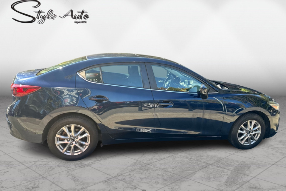 2018 Mazda Mazda3 - Image 7