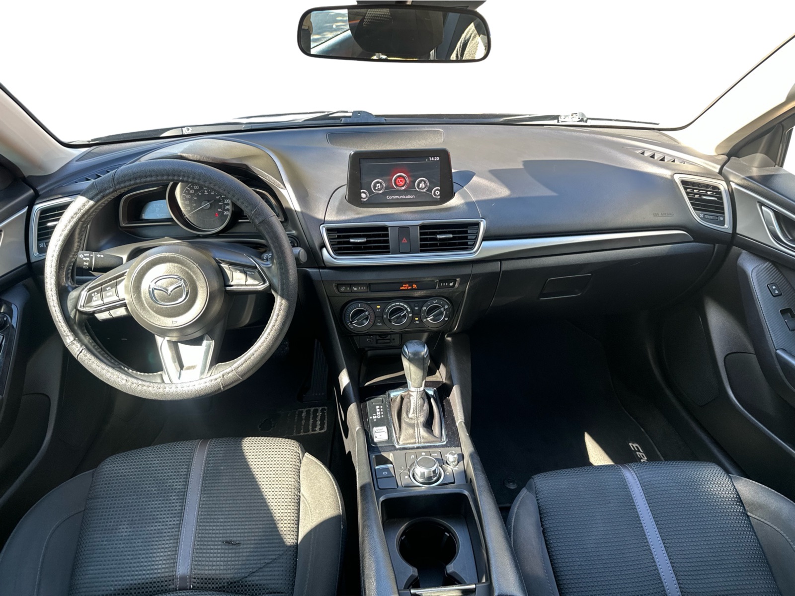 2018 Mazda Mazda3 - Image 10