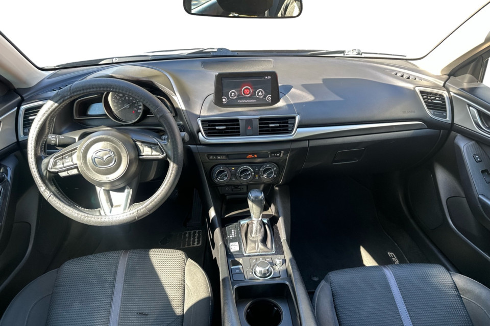 2018 Mazda Mazda3 - Image 10