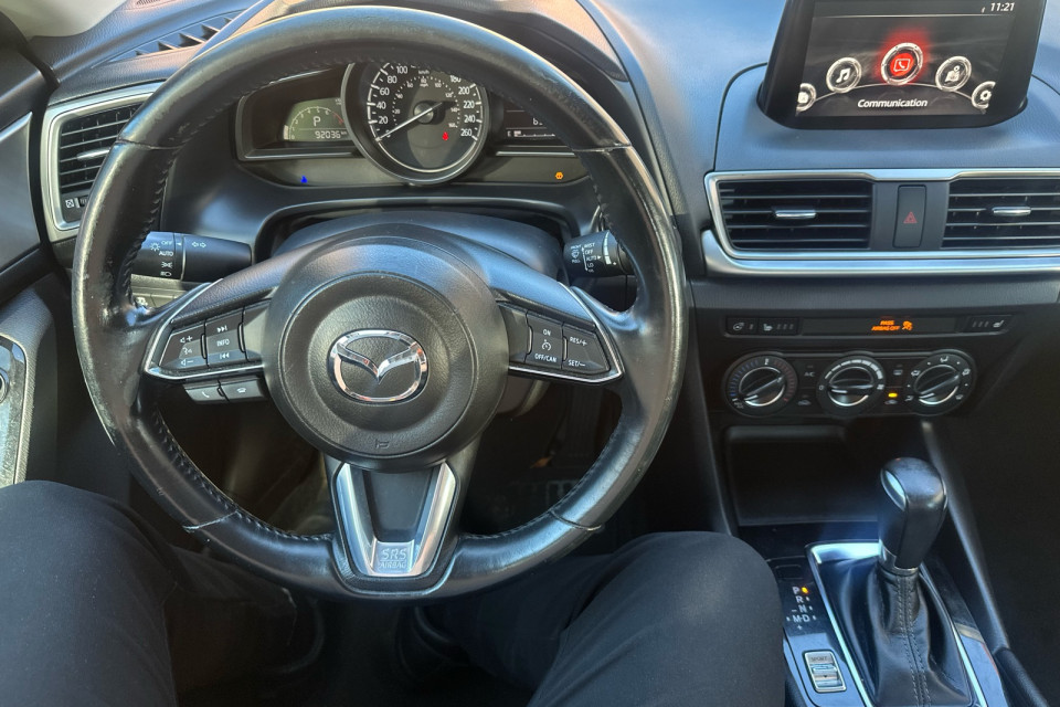 2018 Mazda Mazda3 - Image 14