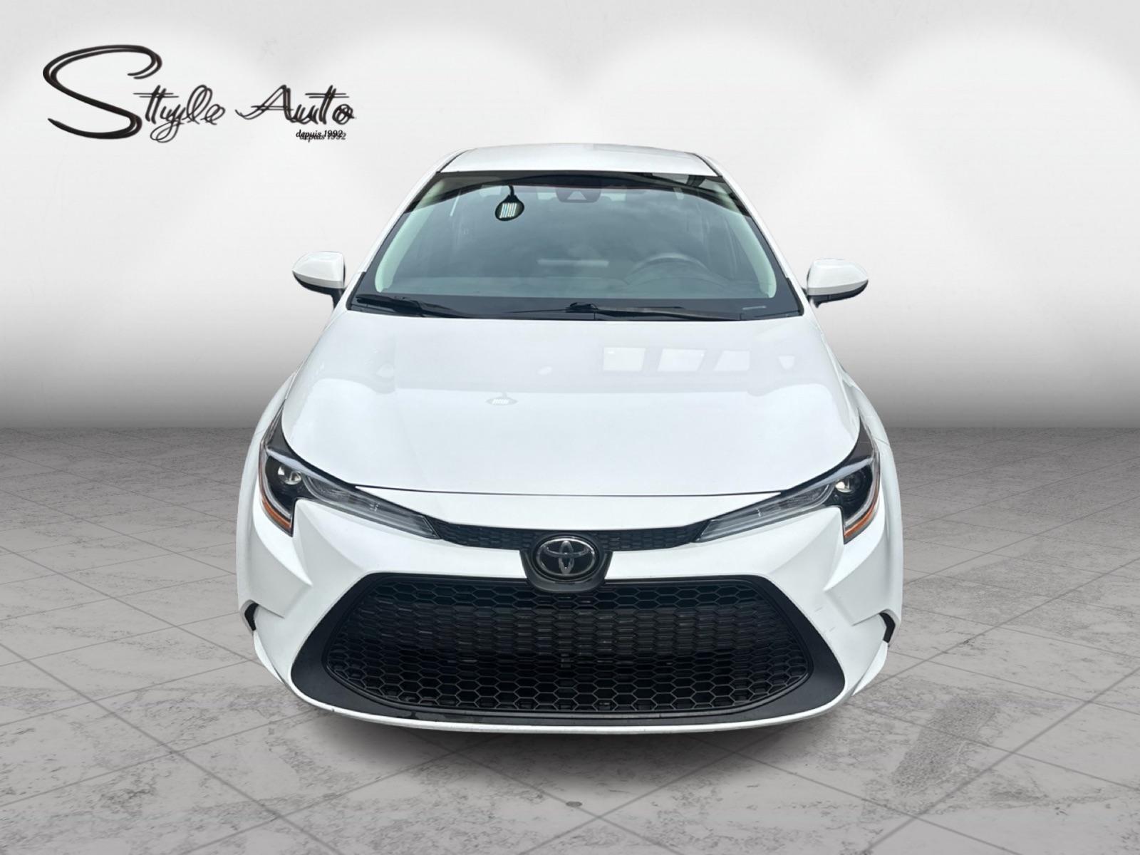 2021 Toyota Corolla - Image 2