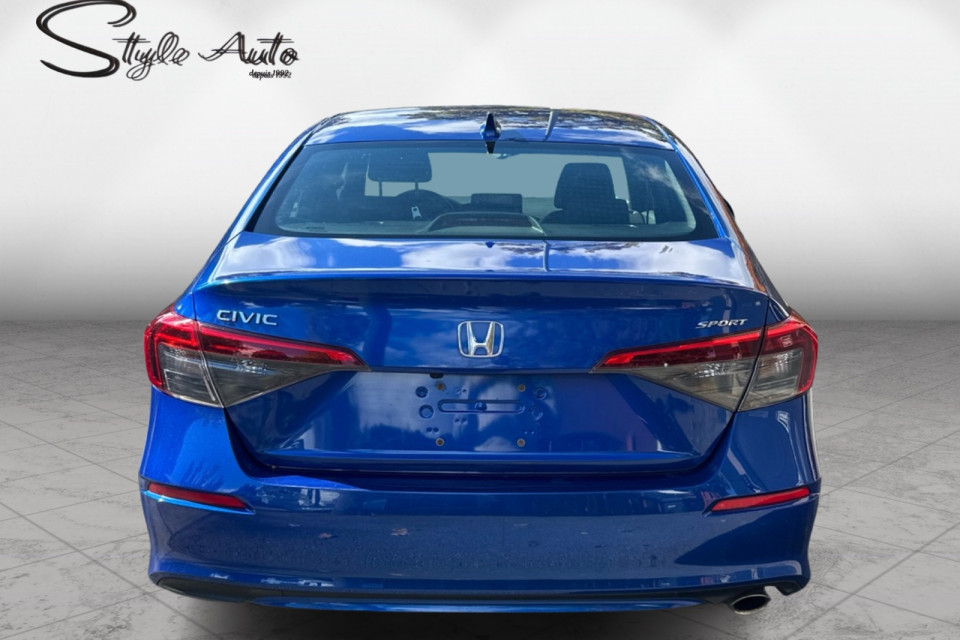 2022 Honda Civic Sedan - Image 5