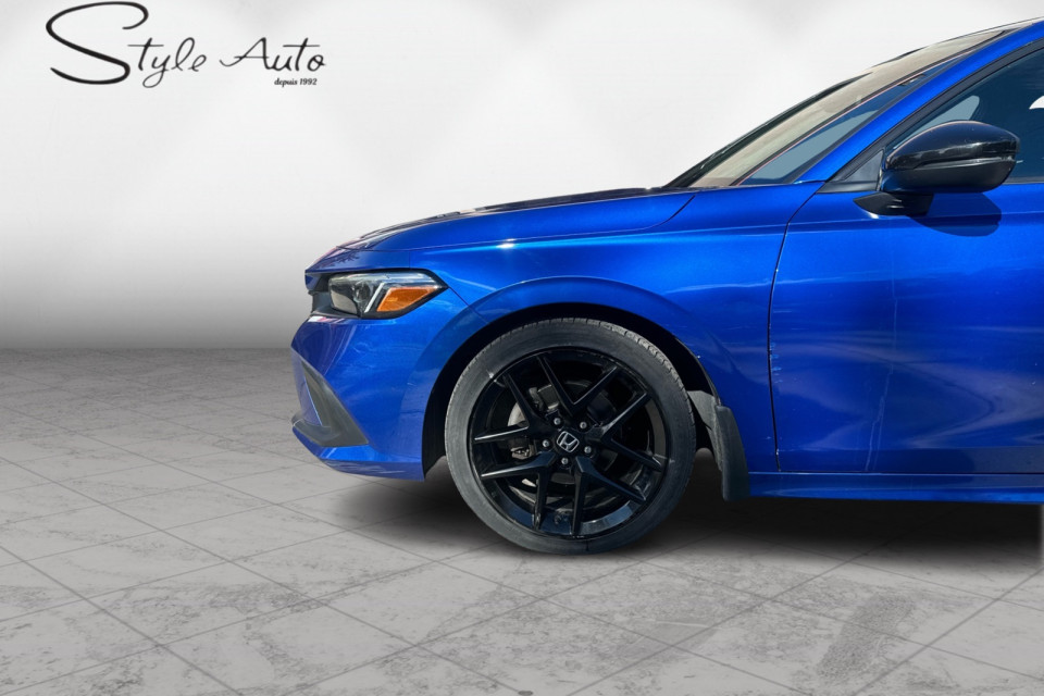 2022 Honda Civic Sedan - Image 9
