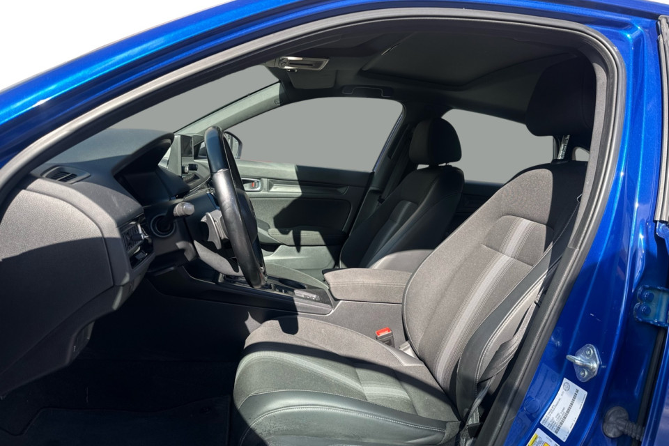 2022 Honda Civic Sedan - Image 11